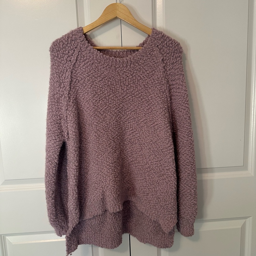 Light Purple Knit Sweater - Large